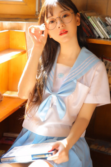午夜香吻视频